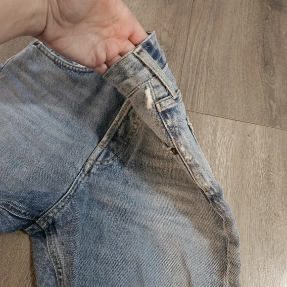 AGOLDE Riley High Rise Denim Shorts - Picture 6 of 11